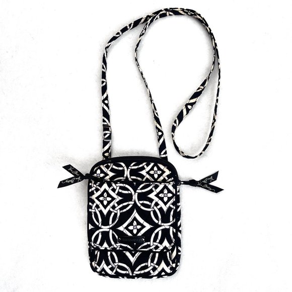 Vera Bradley Messenger Bag Black & White - Picture 4 of 15